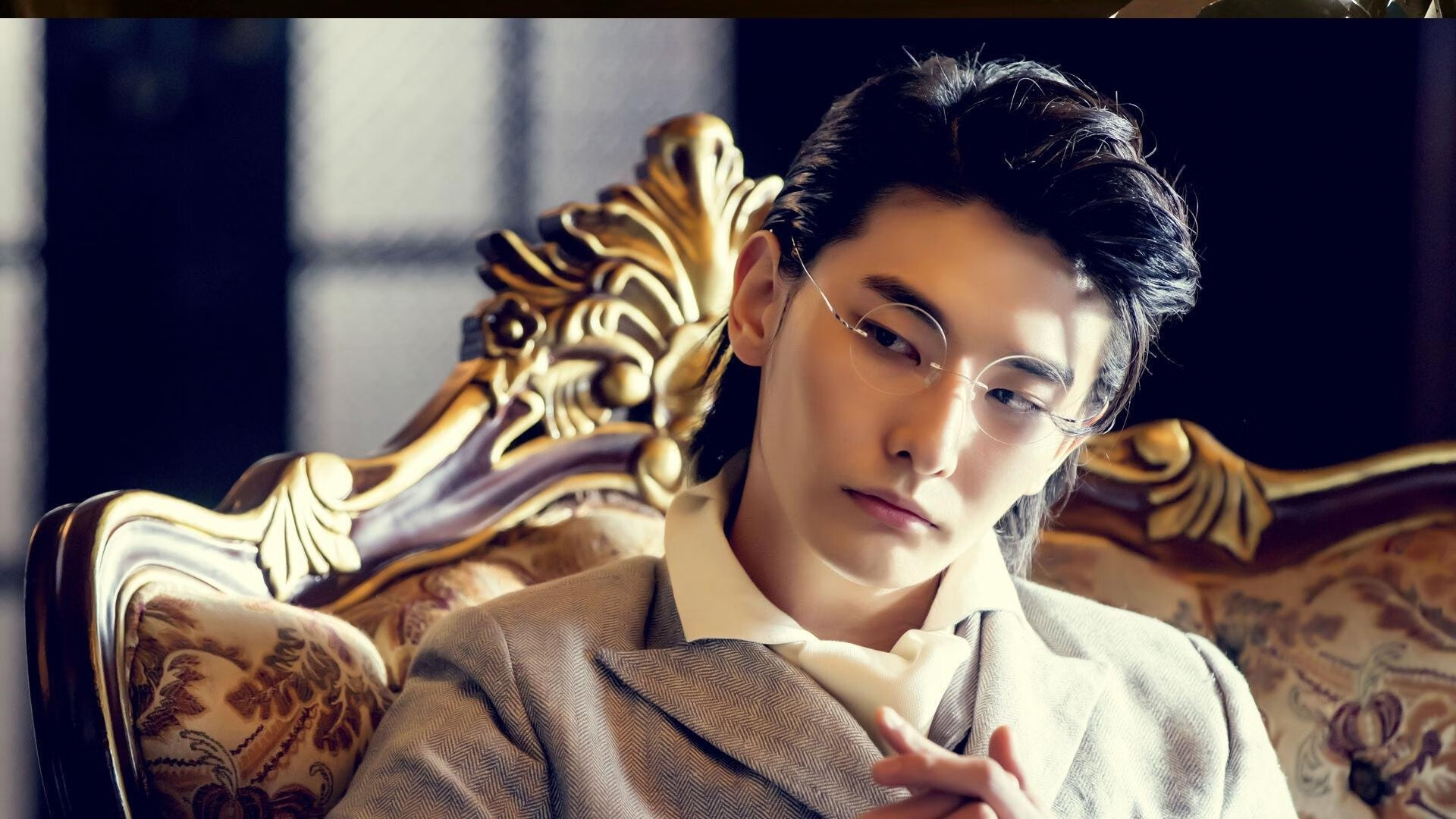 “法甲激烈角逐，豪门争夺荣誉”，德甲 豪门